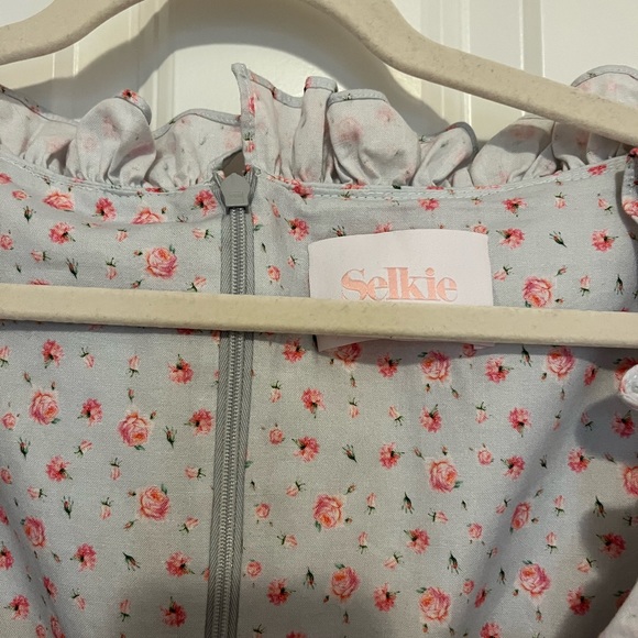 Selkie dress LAST CHANCE - Picture 4 of 4